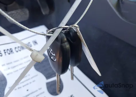 2021 Toyota Tacoma Sr5 V6 z USA, uszkodzony, nr VIN 5TFAZ5CN4MX114529